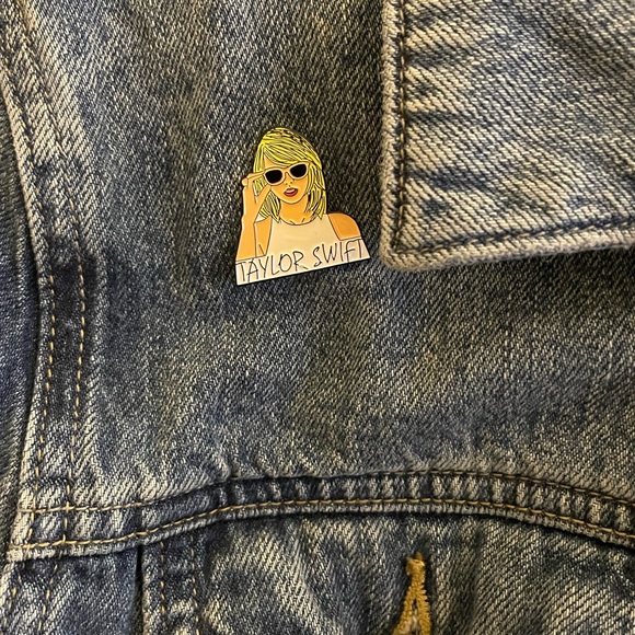 Taylor Swift Other - Taylor Swift Enamel Pin